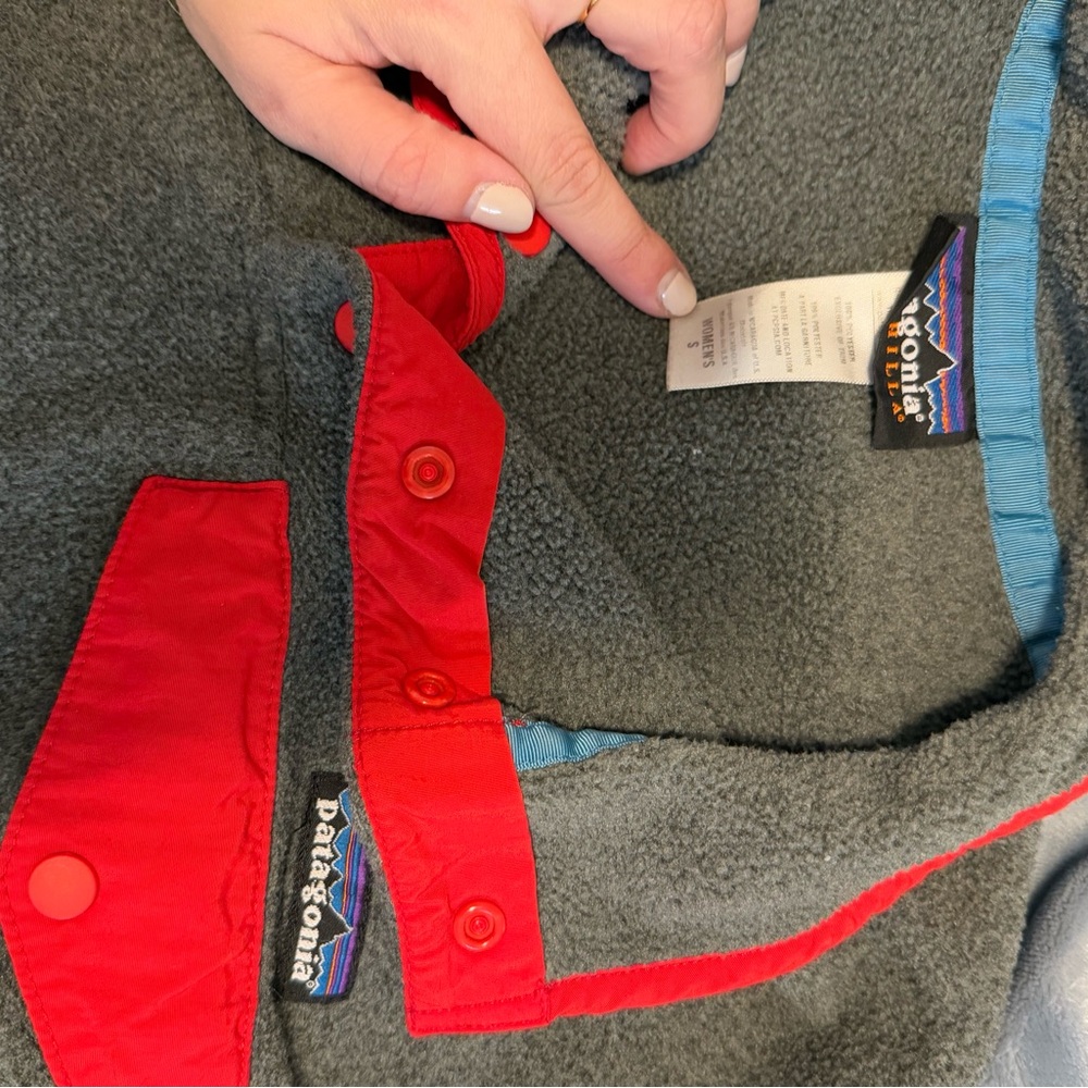 Patagonia Gray Fleece Pullover with Red Accents